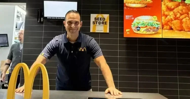 İş tapa bilməyən almaniyalı məşqçi Makdonalds da işə başladı!