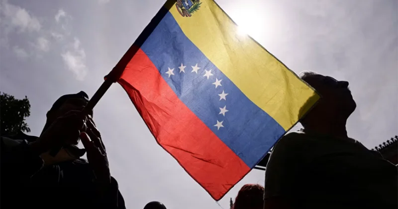 CNN: ABŞ nin Venesueladakı hərbi əməliyyatına qarşı etirazlar keçirilib