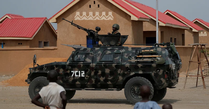 Nigeriyada silahlı şəxslər bir kəndə hücum edərək ən azı 30 nəfəri öldürüblər