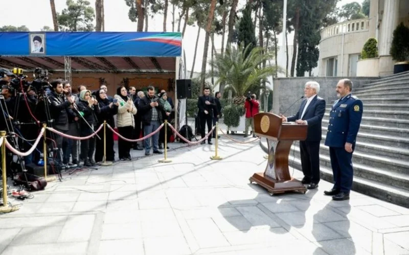 Trampla Pezeşkian qeyri rəsmi görüşə bilər Məhəmmədrza Arif