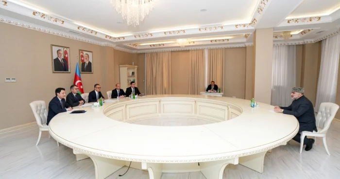 DQİDK sədri Sumqayıtda vətəndaşlarla görüşüb FOTOLAR