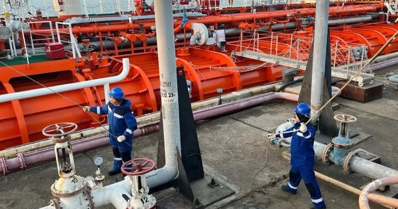Азербайджан закупил у Казахстана более 229 тысяч тонн нефти для НПЗ