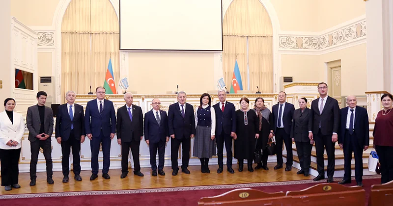 “Yaşayan Əlişir Nəvai” mövzusunda beynəlxalq elmi konfrans keçirilib
