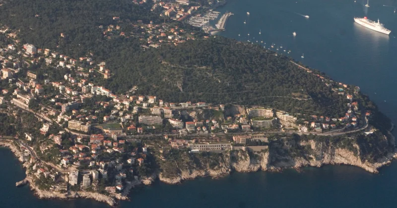 Fransada partlamamış sursata görə gəmilərin hərəkəti dayandırılıb