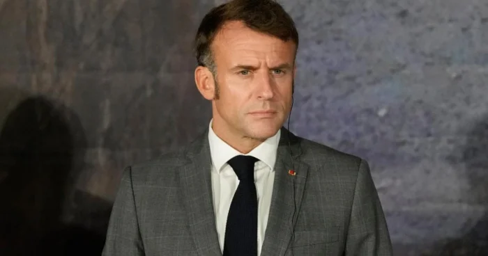 Makronun müşaviri Moskvada olub
