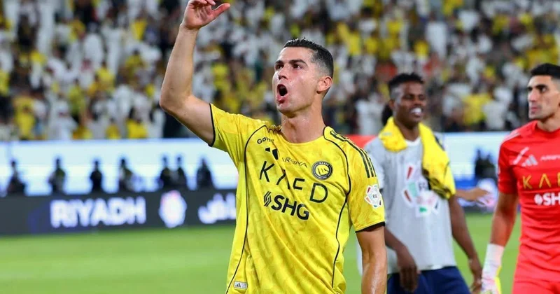 Ronaldo niyə boykota əl atıb?