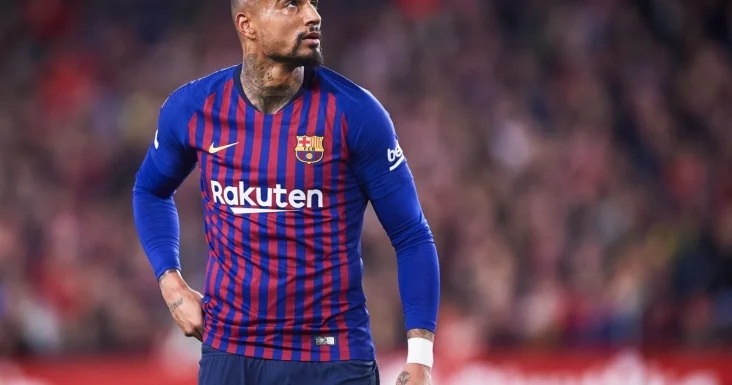 Mənim sevimli komandam Real Madrid olub Sabiq Barselona lı