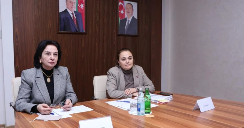 AzMİU da Ekspert Şurasının növbəti iclası keçirilib FOTOLAR