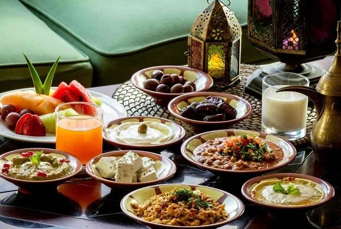 Bu restoranda 1 nəfərin iftar açması 90 manatadır Bakıda iftar menyusunun qiymətləri SİYAHI