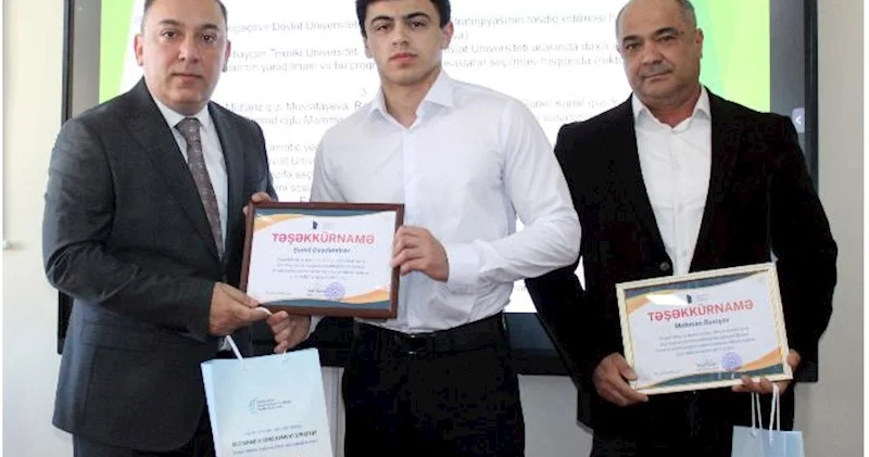 MDU nun əməkdaşı və tələbəsi qızıl medal qazanıb