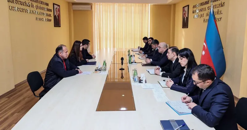 Şahin Bağırov Saatlıda vətəndaşları qəbul edib