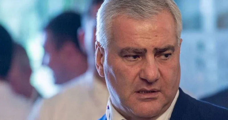 Суд Армении оставил Самвела Карапетяна под домашним арестом
