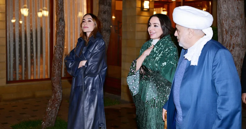 Prezidentin qızları iftar mərasimində FOTOLAR
