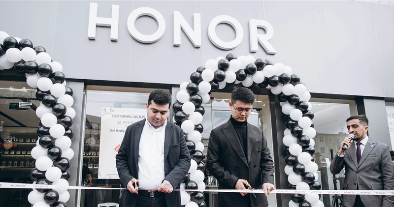 HONOR открыл второй фирменный магазин в Азербайджане с первым сервисным центром бренда ФОТО ВИДЕО