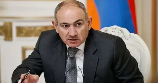 Paşinyan Ermənistandakı Rusiya bazasından danışdı