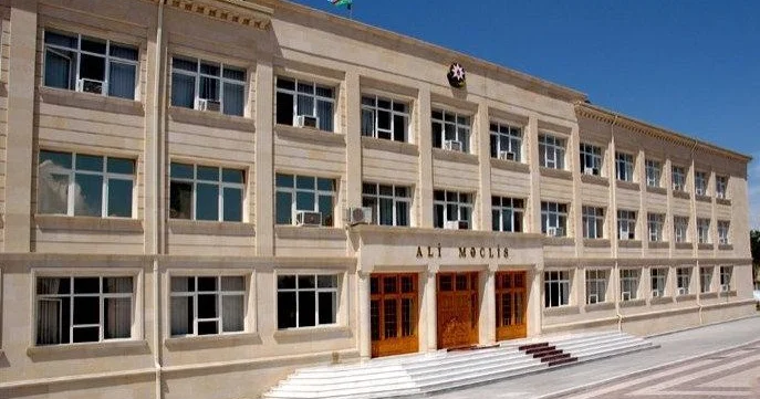 Naxçıvanda məktəblərdə tədris dayandırıldı İranın hücumuna görə
