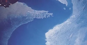ABŞ Hörmüz boğazının blokadasını pozmağın vacibliyini açıqlayıb...