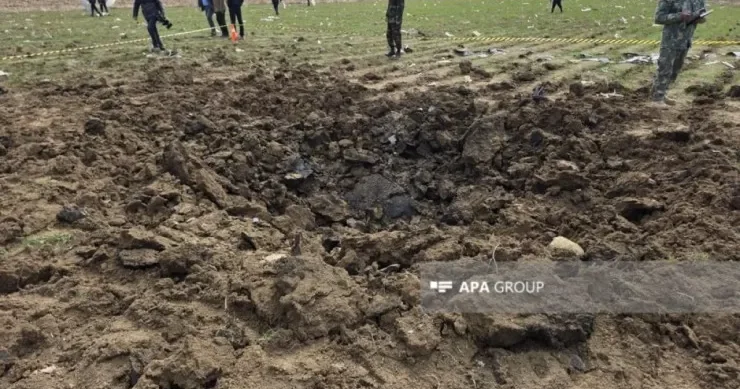 Naxçıvanda İran dronunun düşdüyü məktəb binasının yaxınlığından FOTOLENT