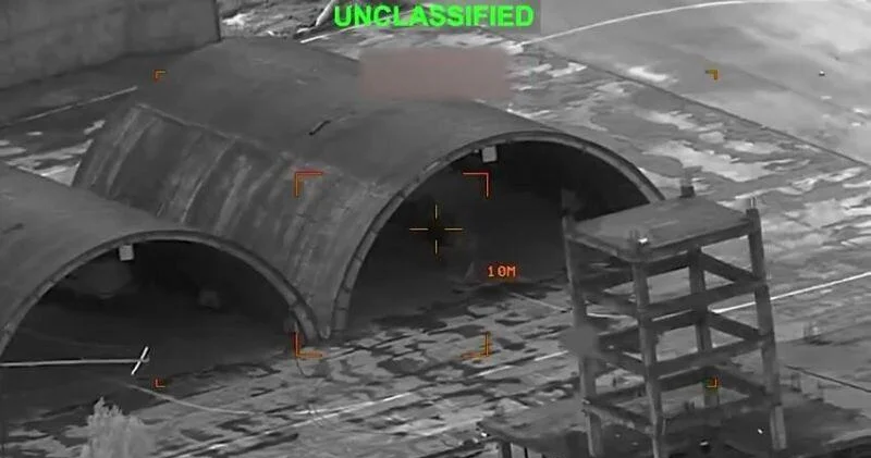 США показали видео ударов по ангарам самолетов иранских ВВС ВИДЕО