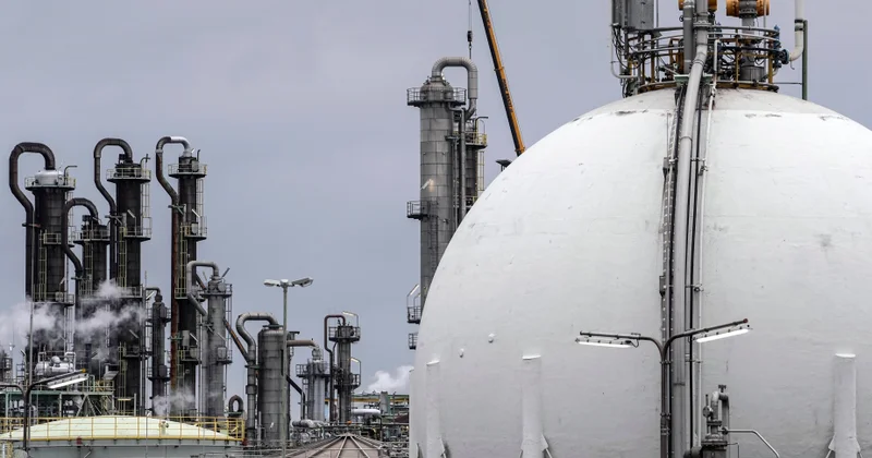 Европе грозит дефицит газа на фоне напряженности с Ираном