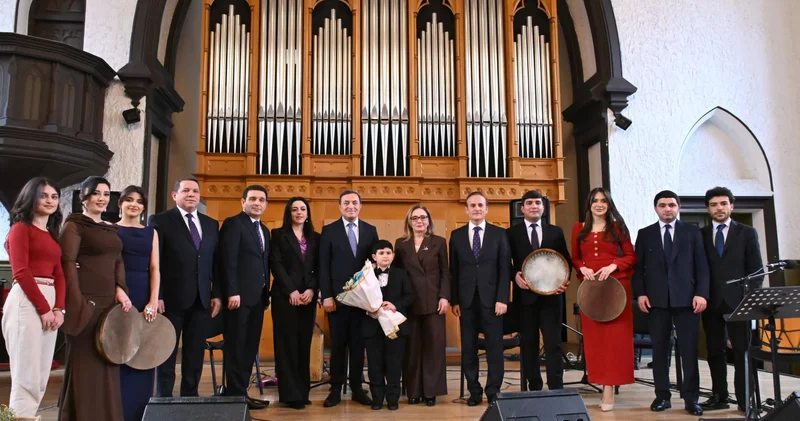 Абонементные концерты в Баку объединили классическую музыку и мугам (ФОТО)