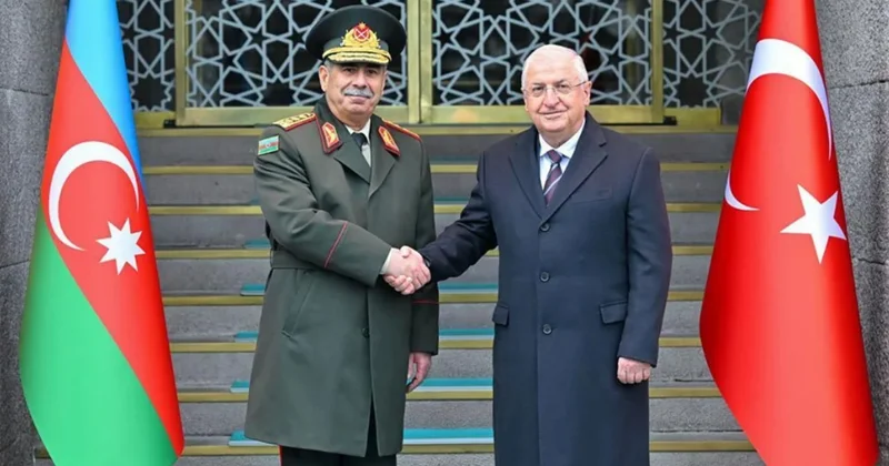 Türkiyə və Azərbaycan müdafiə nazirləri İranın Naxçıvana hücumunu müzakirə ediblər