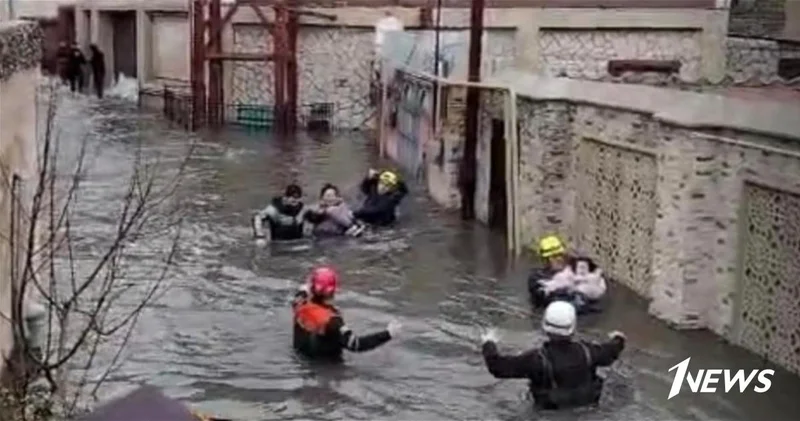 МЧС проводит эвакуацию жителей подтопленных домов в поселке Кешля ФОТО ВИДЕО