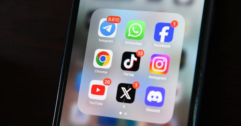 Стали известны показатели доли рынка Google и ChatGPT в Азербайджане