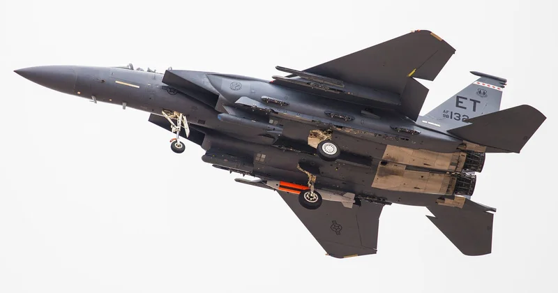 Трамп объявил о спасении второго пилота F 15E, СМИ показали видео Minval Politika