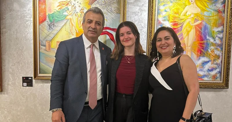 İstanbulda azərbaycanlı rəssamların əsərlərinin də yer aldığı sərgi açılıb
