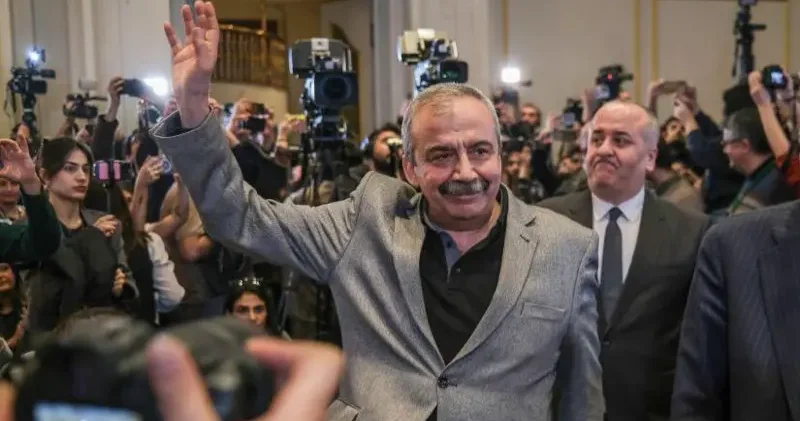 Sırrı Süreyyanın sirri Milli, PKK çı, yoxsa, dərin dövlətin agenti?