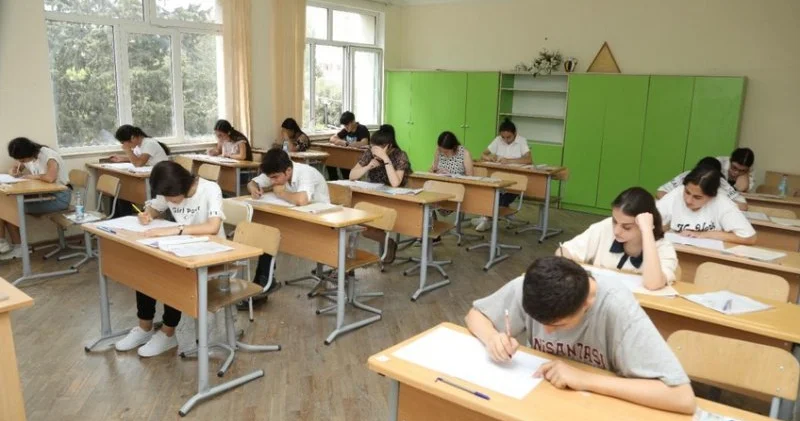Ötən ilin qəbul göstəricilərinə görə Bakının yaxşı məktəblərinin siyahısı açıqlanıb