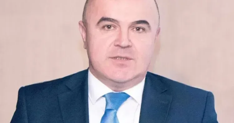 Maşın almaq istəyənlərə banklar kredit vermir İqtisadçı çıxış yolunu AÇIQLADI