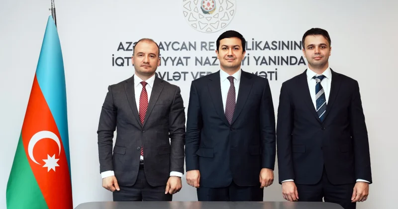Dövlət Vergi Xidmətinin rəisi “Yüksəliş” müsabiqəsinin qalibləri ilə görüşüb
