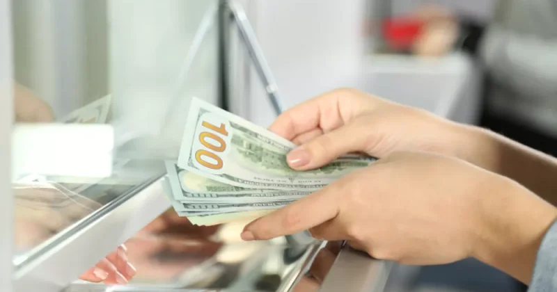 Курс валют ЦБА на пятое мая: евро вверх, рубль вниз, доллар стабилен