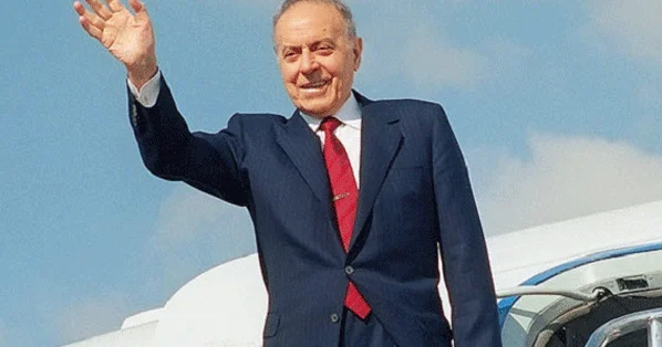 Heydər Əliyev fenomenliyi Azərbaycan xalqını birləşdirdi ŞƏRH EDİLDİ