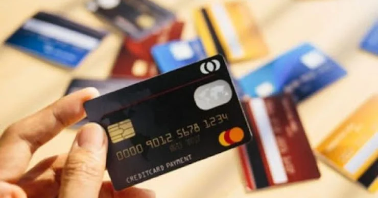 “BANK KARTI OLAN HƏR KƏS HƏDƏFDƏDİR...” “Problem daha da dərinləşəcək”