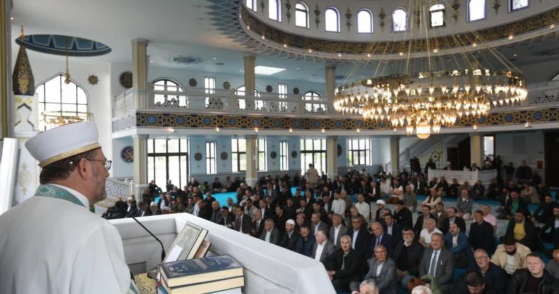 Fransada Eyüp Sultan məscidi açılıb 3 min nəfərlik... + FOTO
