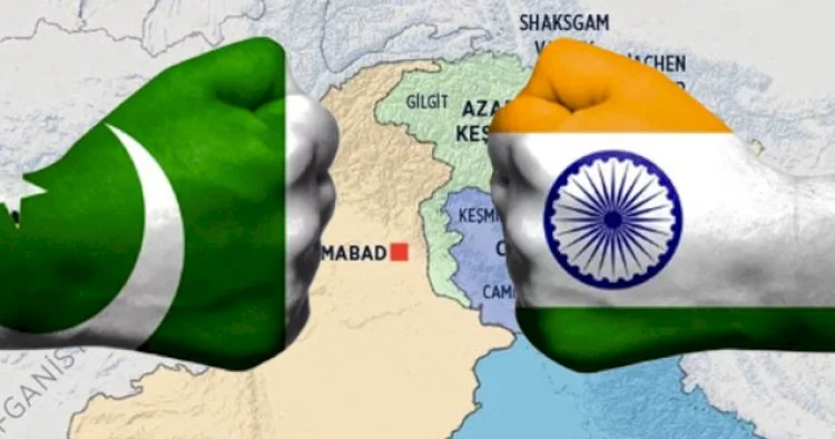 Hindistanla Pakistan arasında gərginlik pik həddə çatıb