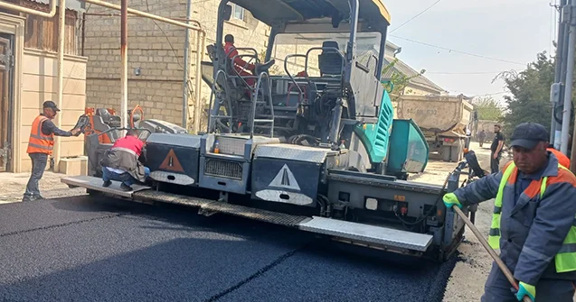 Binəqədidə abadlıq quruculuq işləri aparılır Fotolar