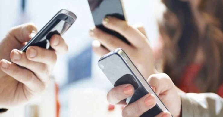 Mobil telefon beyinə necə təsir edir? TƏFƏRRÜATLAR