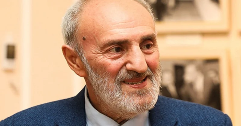 Akif İslamzadə kimdir?