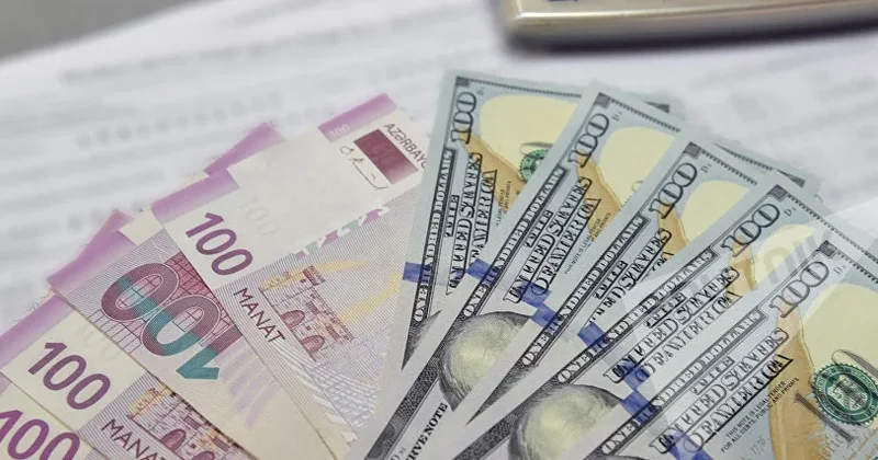 Valyuta bazarında DEVALVASİYA RİSKİ: Manatın məzənnəsi DƏYİŞİR?