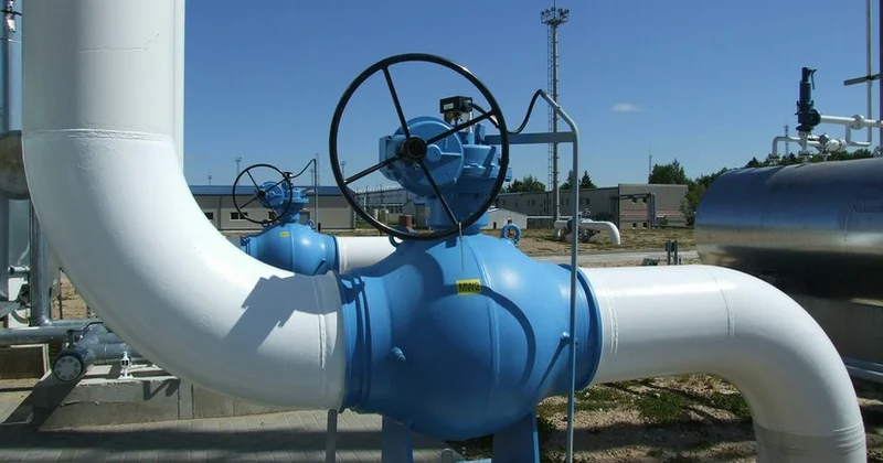 ЕК предложит запретить весь импорт российского газа к концу 2027 года