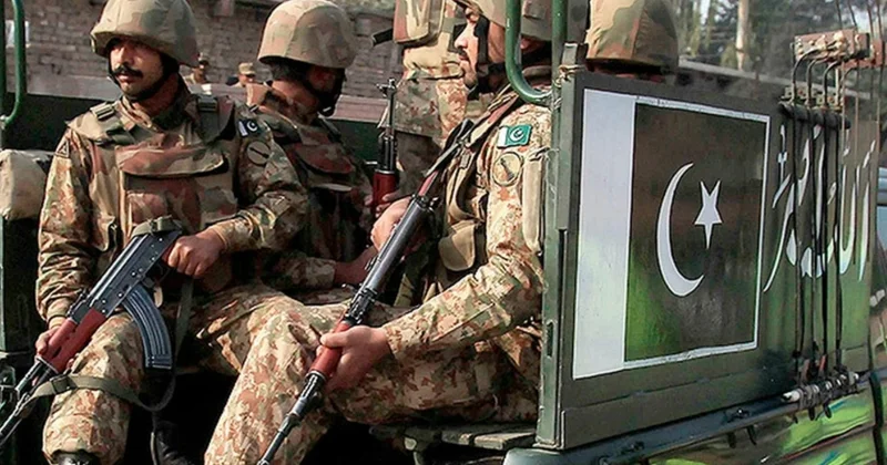 Pakistan silahsız qalıb