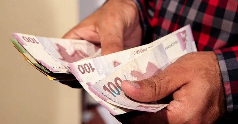 Qəbirqazan qəbiristanlıqda atası üçün qəbir yeri götürmək istəyən şəxsi aldatdı HÖKM
