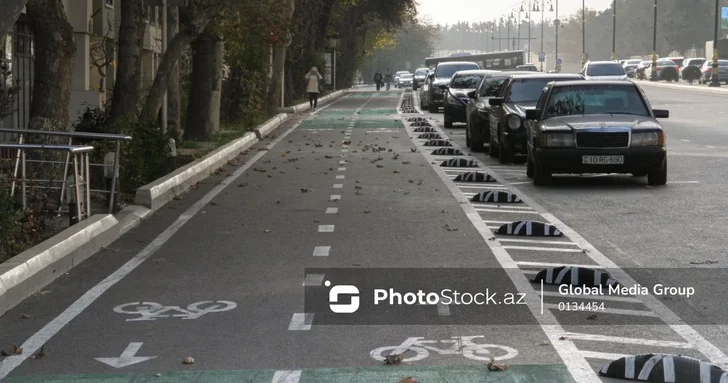 В Баку создадут двухкилометровую полосу микромобильности