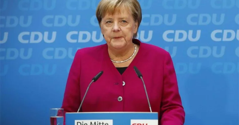 Merkel indi nə edir? Siqareti atıb, kirayədə qalır, pivəni və futbolu sevir