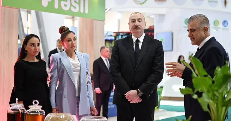Ильхам Алиев ознакомился с 19 й выставкой Caspian Agro Week и 31 й выставкой InterFood Azerbaijan