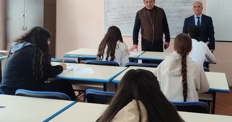 GDU da keçirilən olimpiadada 300 ə yaxın məktəbli biliyini sınayıb